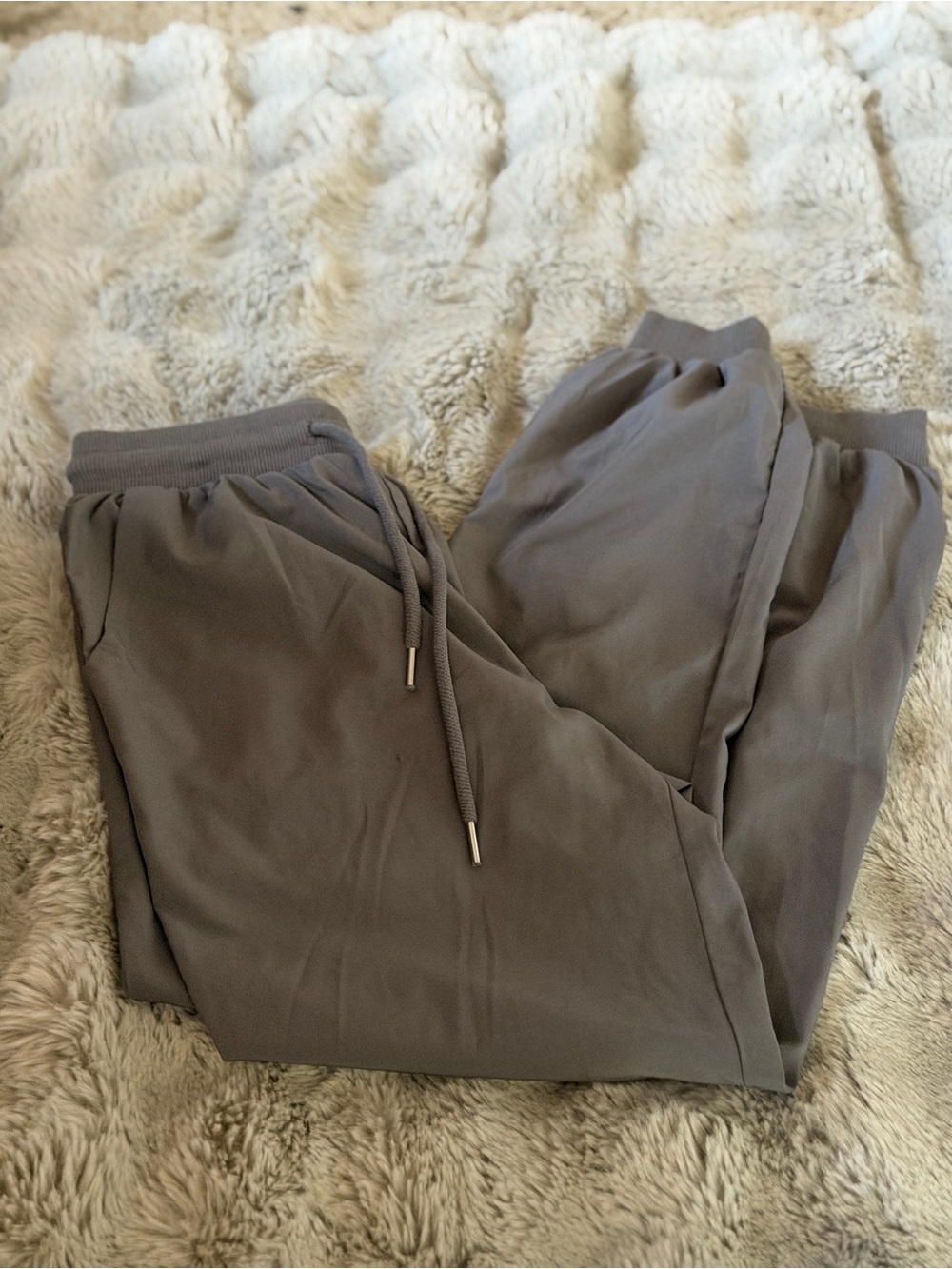 Forever 21 woman’s Charcoal Gray Jogger Sweatpants with Drawstring